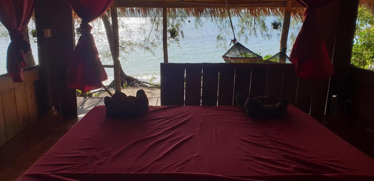 Отель Crusoe Koh Takiev Island Koh Ta Kiev Экстерьер фото