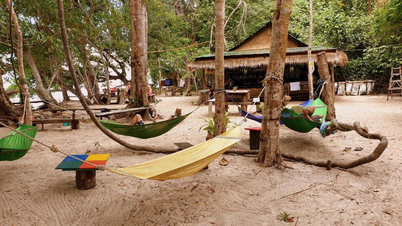 Отель Crusoe Koh Takiev Island Koh Ta Kiev Экстерьер фото